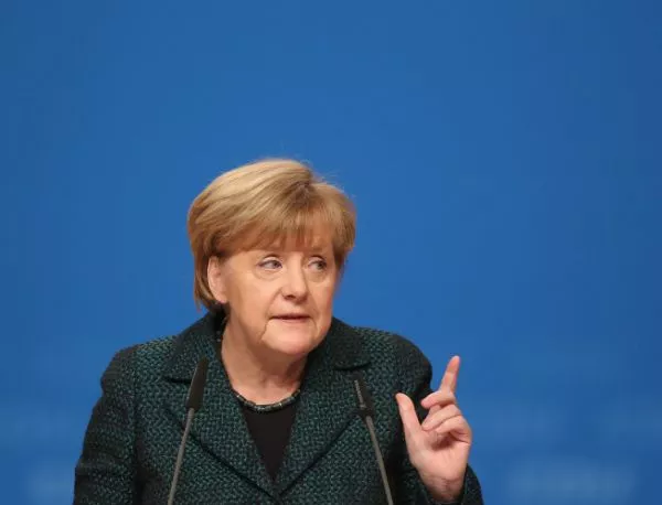"Шпигел": Меркел слага край на бежанския хаос в Германия 