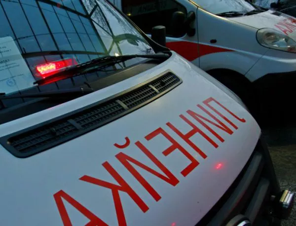 Двама души са ранени след бой пред дискотека в Пловдив