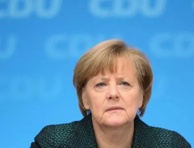 Меркел и Оланд чакат реформи от Порошенко