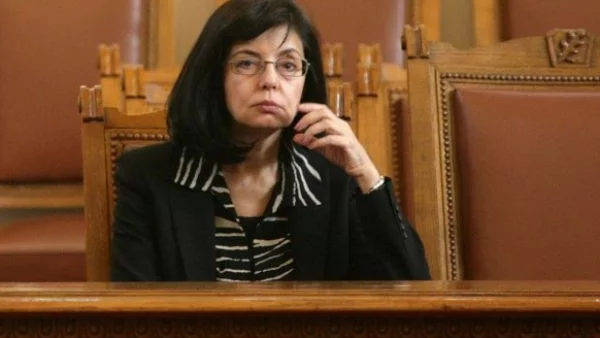 Кунева ще внесе отново антикорупционния закон