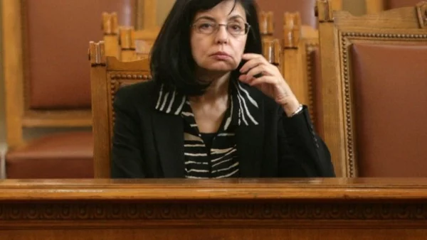 Според Кунева политиците трябва да излъжат с поне 20 хил. лева, за да говорим за корупция