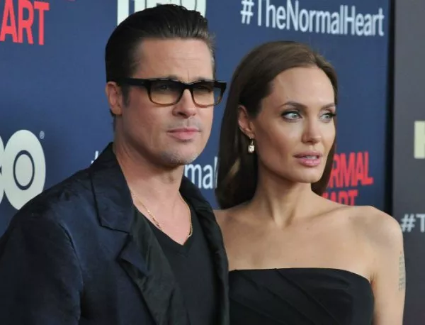 Анджелина Джоли и Брат Пит се развеждат