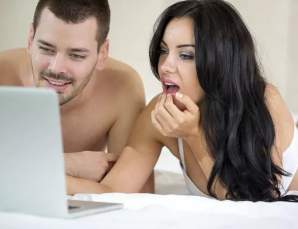 Колко пъти седмично жените гледат порно? Ще се изненадате... 