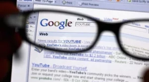 Учени: Google ни кара да се чувстваме по-умни 