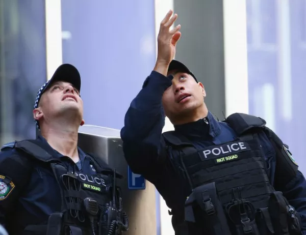 Австралия предотврати атентат, предвиждащ свалянето на самолет
