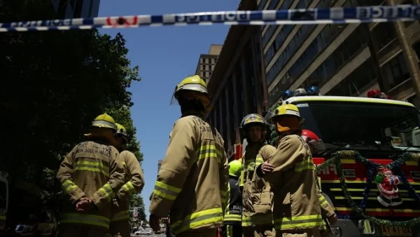 Десетки малки деца пострадаха след катастрофа в училище в Австралия