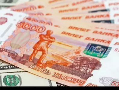 Руснаците със средни доходи затъват в заеми