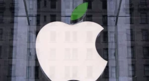 Apple навлиза в най-лошия период в историята си 