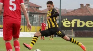 Бранител на "Ботев" отива на проби в Серия Б