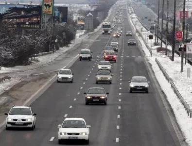 Започнаха спешни проверки за вредни емисии на колите в София