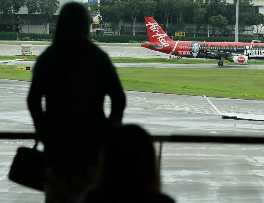 В Сингапур - затвор, ако купиш самолетен билет и влезеш в транзитна зона, но не пътуваш