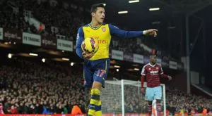 Вратарска грешка прати Арсенал на финал за ФА къп 