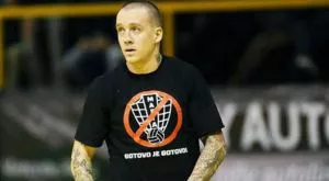 ЦСКА гони чужденците до един