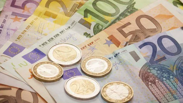 България с огромно забавяне при усвояването на еврофондове през юни