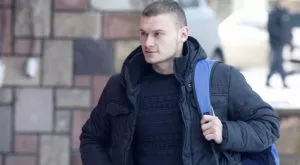 {{ otherArticle[0].article.title }}