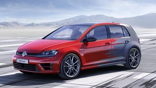 Поглед в бъдещето чрез VW Golf R Touch concept