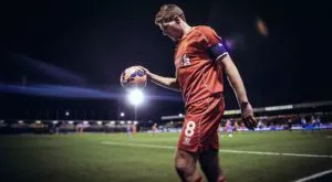 Джерард тренира, но не е готов за мач