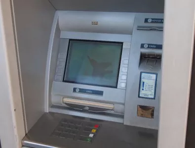 Задържаните за обира на банкомат в Сапарева баня остават в ареста
