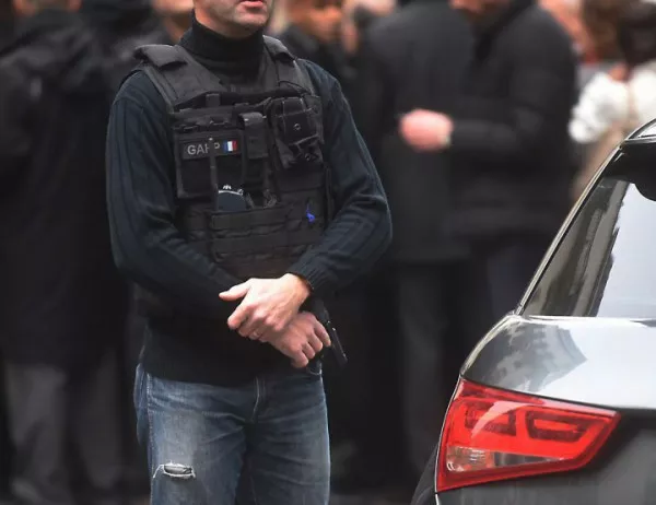 Във Франция хванаха гангстер, избягал от затвор с хеликоптер