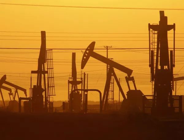 ОПЕК: Малко е вероятно да намалим производството на петрол през юни
