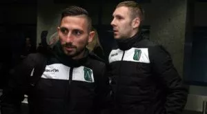 Шампионът замина за Турция, фенки награбиха Моци