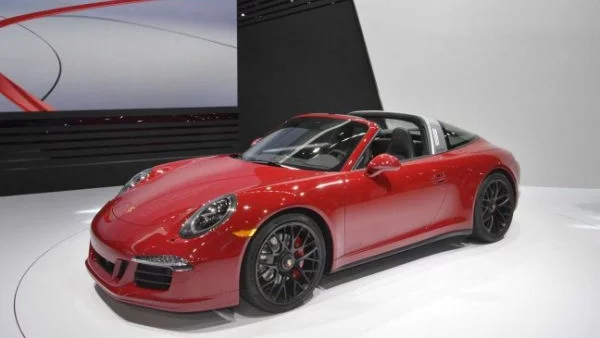 Porsche 911 Targa 4 GTS по случай половинвековен юбилей