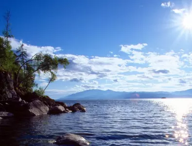 Това сладководно езеро е най-дълбокото в света - 1642 м. дълбочина
