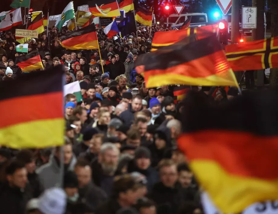 Хиляди протестираха в Германия в защита на бежанците 