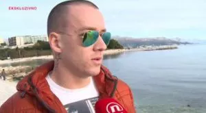 {{ otherArticle[0].article.title }}