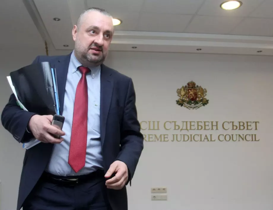 Ясен Тодоров: Президентът няма право да иска оставката на главния прокурор