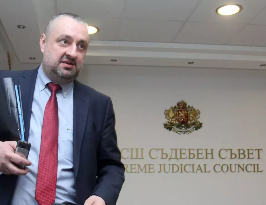 Зам.-председател на НСлС: Има данни, че Георги Семерджиев се е "отплащал" на полицаите