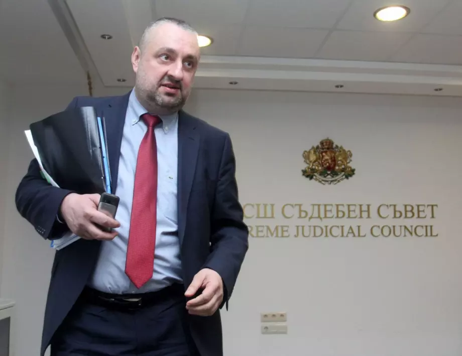 Ясен Тодоров за акцията срещу Nexo: Твърденията за операция "Кал и каскети" са несериозни