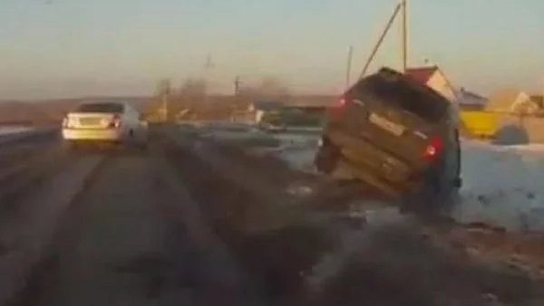 СМЯХ: Това може да се види само в Русия (ВИДЕО)