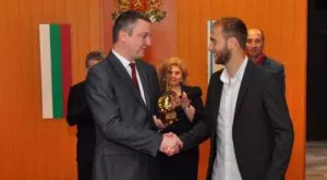 Михаил Венков е Футболист №1 и на Варна