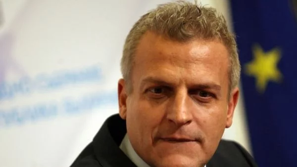 Москов: Не ме вълнува истерията на ДПС, лекарят не е емоционален към тумора