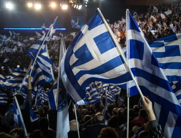 Въпреки раздвижването гърците не са спокойни за икономиката си 
