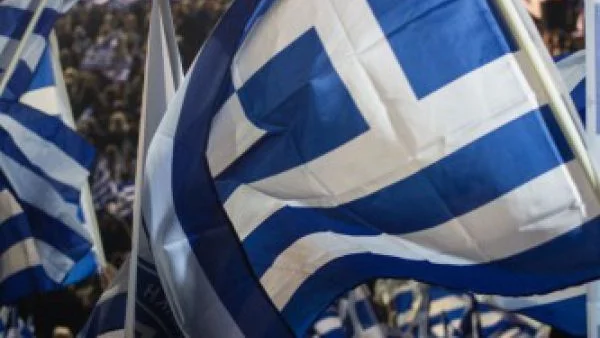  Гръцкото правителство заяви, че не е отстъпило пред Брюксел