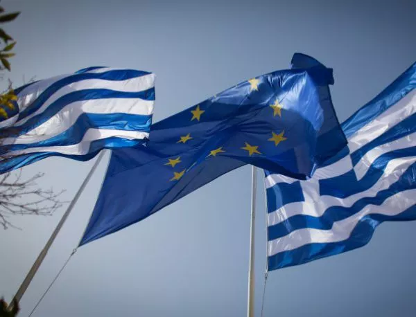 Европа се примири - ще изчака резултатите от гръцкия референдум