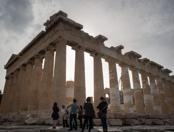 Сириза: Не може да се очаква от Гърция да плати дълга си