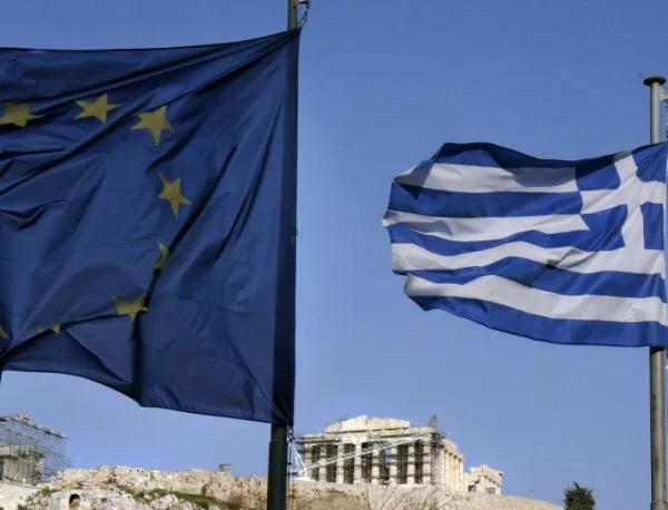 Еврогрупата на извънредна среща заради Гърция