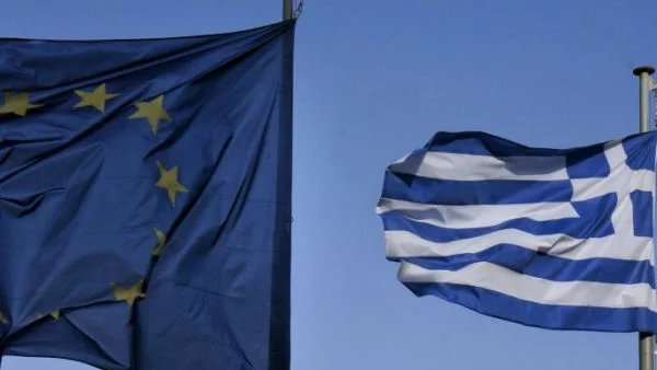 Еврогрупата на извънредна среща заради Гърция