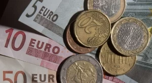 Германия иска замразяване на сметките на богати гърци, криещи данъци