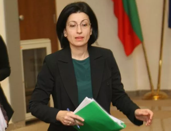 Соня Найденова: Нямам желание да подам оставка като член на ВСС