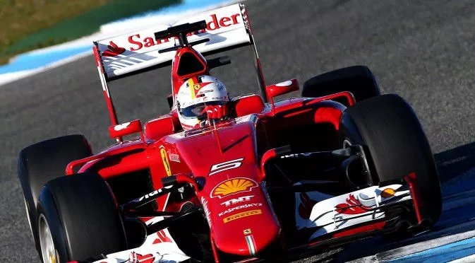 Фетел най-бърз в дебюта си за Ферари 