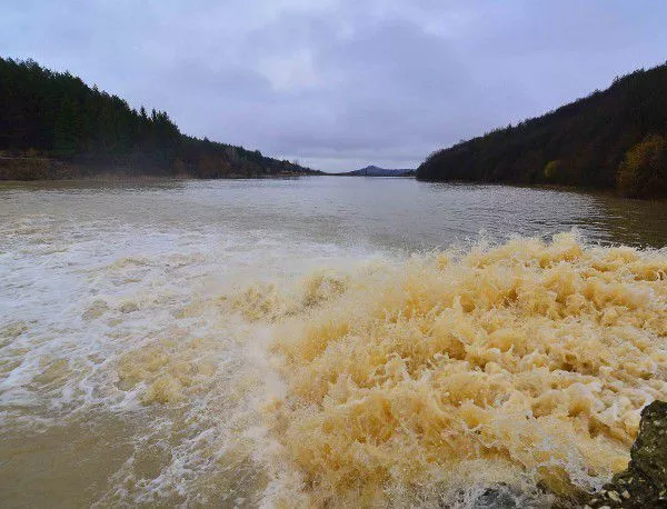 За опасност от наводнения предупреждават от Кризисната дирекция в Сливен
