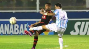 Фенове на Фламенко нападнаха вратар на съперника в съблекалнята