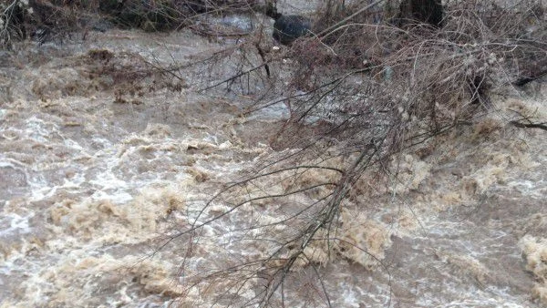 Обстановката след валежите в Кърджалийско се нормализира