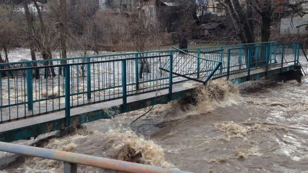 Бедствено положение обявиха и в Девин