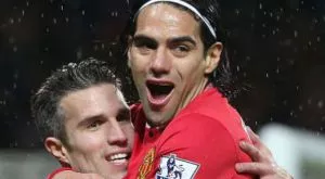 Ван Перси и Фалкао в резервния списък на Милан