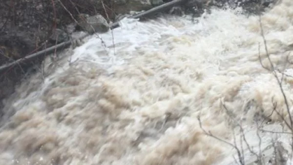 Дига на река Луда Камчия е взривена, ситуацията при Цонево е под контрол